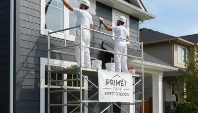 Professional trim and fascia painting on Sarasota FL home exterior by expert house painters